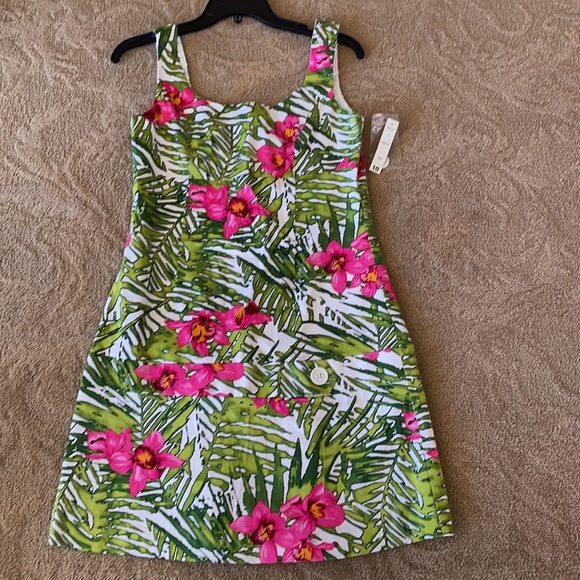 Summer mini dress. Brand is View. - Picture 7 of 10